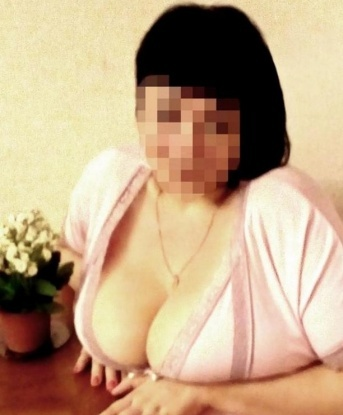 Живу в Москве и готова позаботиться о твоих сокровенных желаниях. У меня широкий арсенал услуг, чтобы удовлетворить все твои фантазии. 💋
Будь то расслабляющий массаж, фирменные эротические игры или просто приятное общение, я создам уютную и расслабляющую атмосферу. Мои клиенты говорят, что я истинная мастерица в искусстве соблазнения. 💃
Мои фото подтверждают все мои красивые формы и сексуальность. Я обладаю нежной кожей, изумительной фигурой и ярким взглядом. Ты не сможешь устоять перед моей соблазнительной улыбкой и завораживающим изгибом тела. 📸
Сделай шаг в мир искушений и приключений со мной. Оставь все заботы позади и позволь мне воплотить все твои фантазии в реальность. Звони мне сейчас и узнай, как я могу сделать твою ночь незабываемой. 💫
Подари себе незабываемое удовольствие в компании сексуальной индивидуалки Москвы. Жду звонка от тебя, чтобы затмить твои самые смелые ожидания. 💋 Евгения